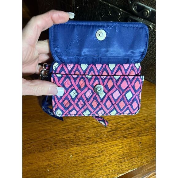 Vera Bradley Pink Katalina Diamond Pattern Wristlet Organizer Wallet - Picture 7 of 7